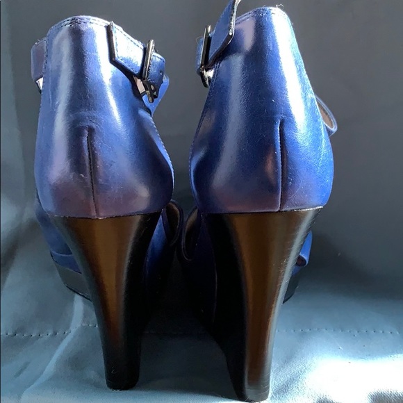 Women’s Vince Camuto Platform Sandals - Picture 5 of 8